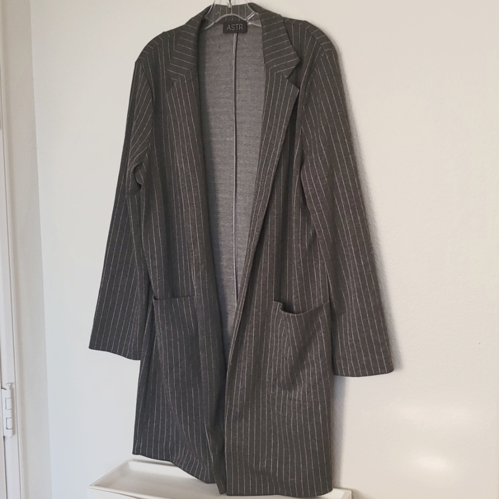 ASTR Long open front/ soft knit fabric/ mens styling charcoal  pinstripe jacket